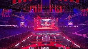 里夫斯状态不佳，半场得到8分，投篮命中率仅为20%