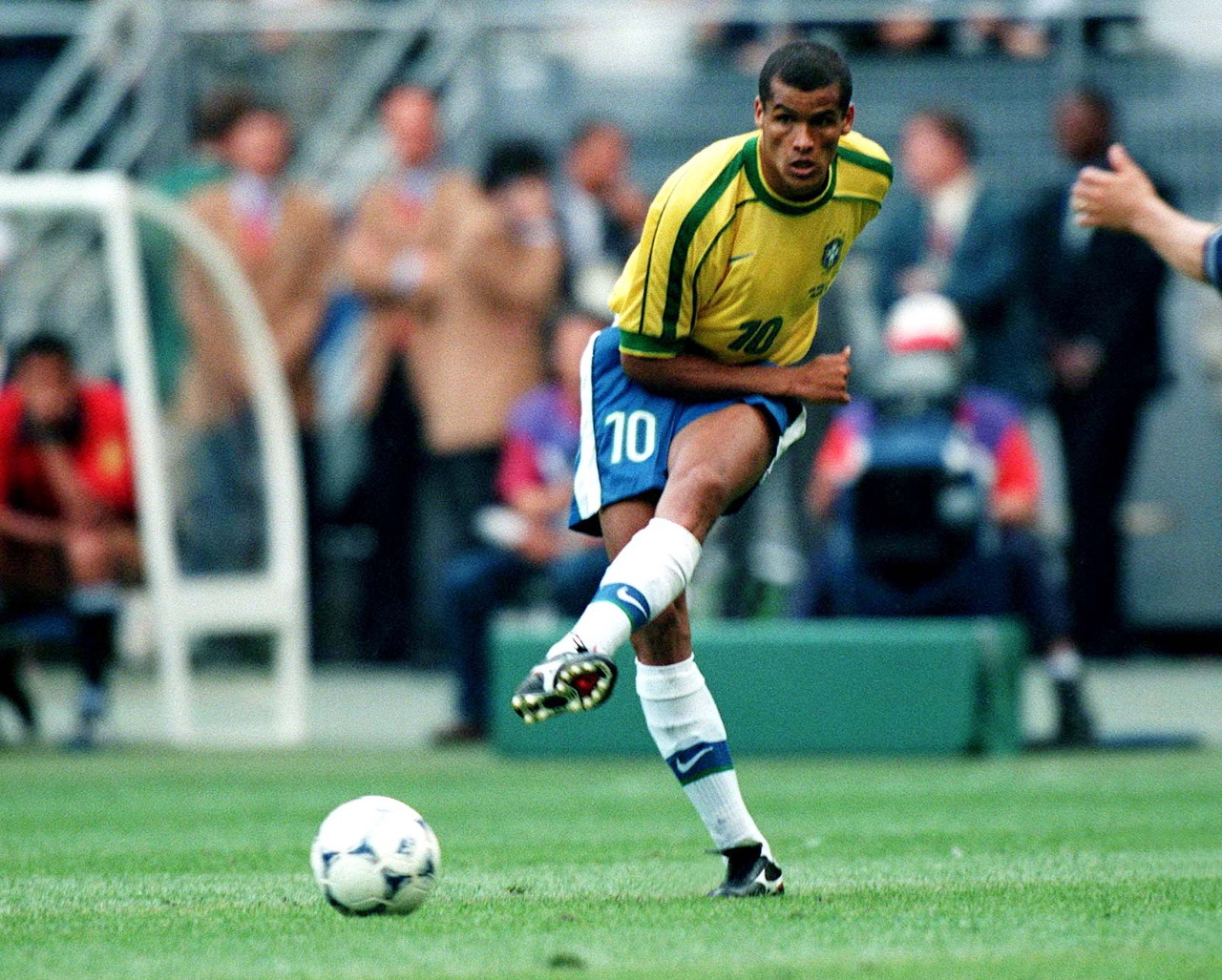 育运动的阻 育运动的阻