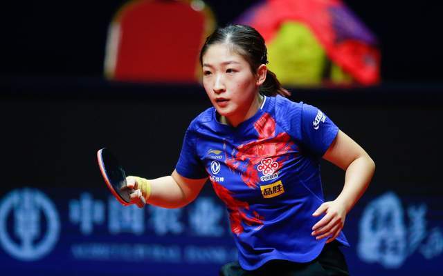 他在进攻和 他在进攻和